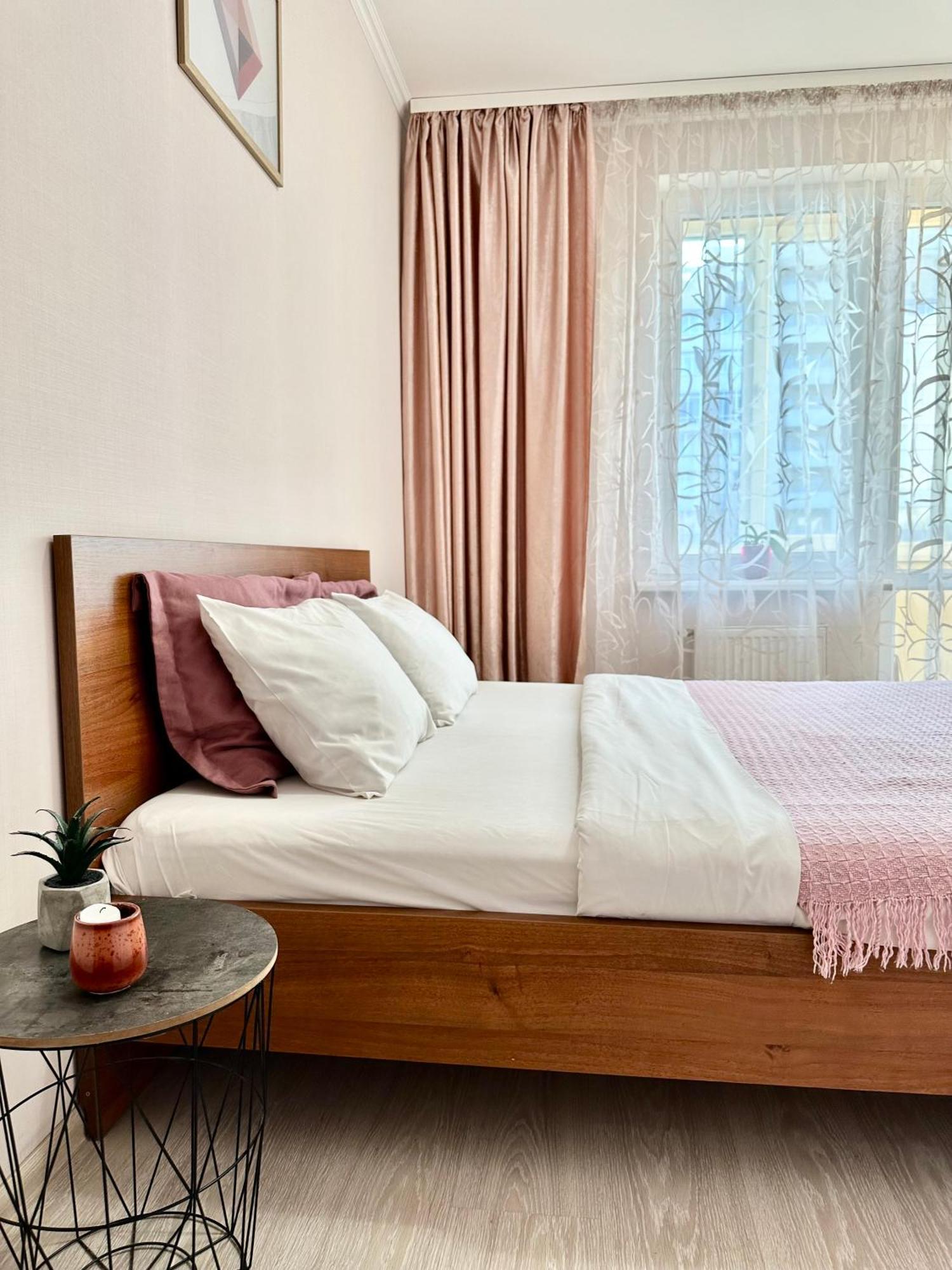 Apartments With A Coffee Machine In The City Center, Near A Park And Zlata Plaza Rivne Dış mekan fotoğraf